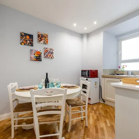 As Feel - Charming Abode In Trastevere Апартаменты Рим